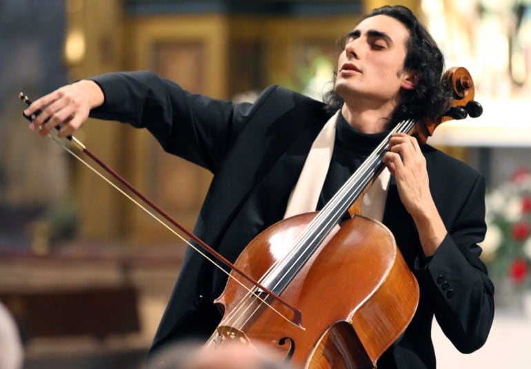 Miguel Ángel Viñuela Solla durante un concierto en La Bañeza (León)