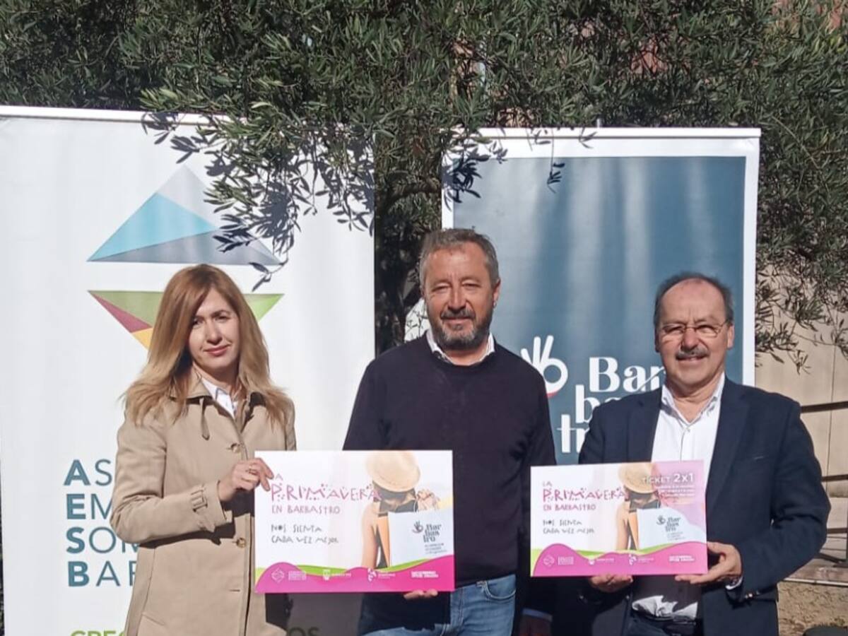 Los empresarios de Barbastro promocionan la campaña de primavera en Zaragoza y Huesca