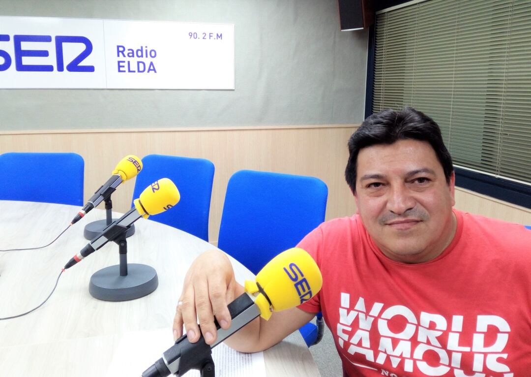 Antonio Ramírez, secretario de ADESP en Radio Elda