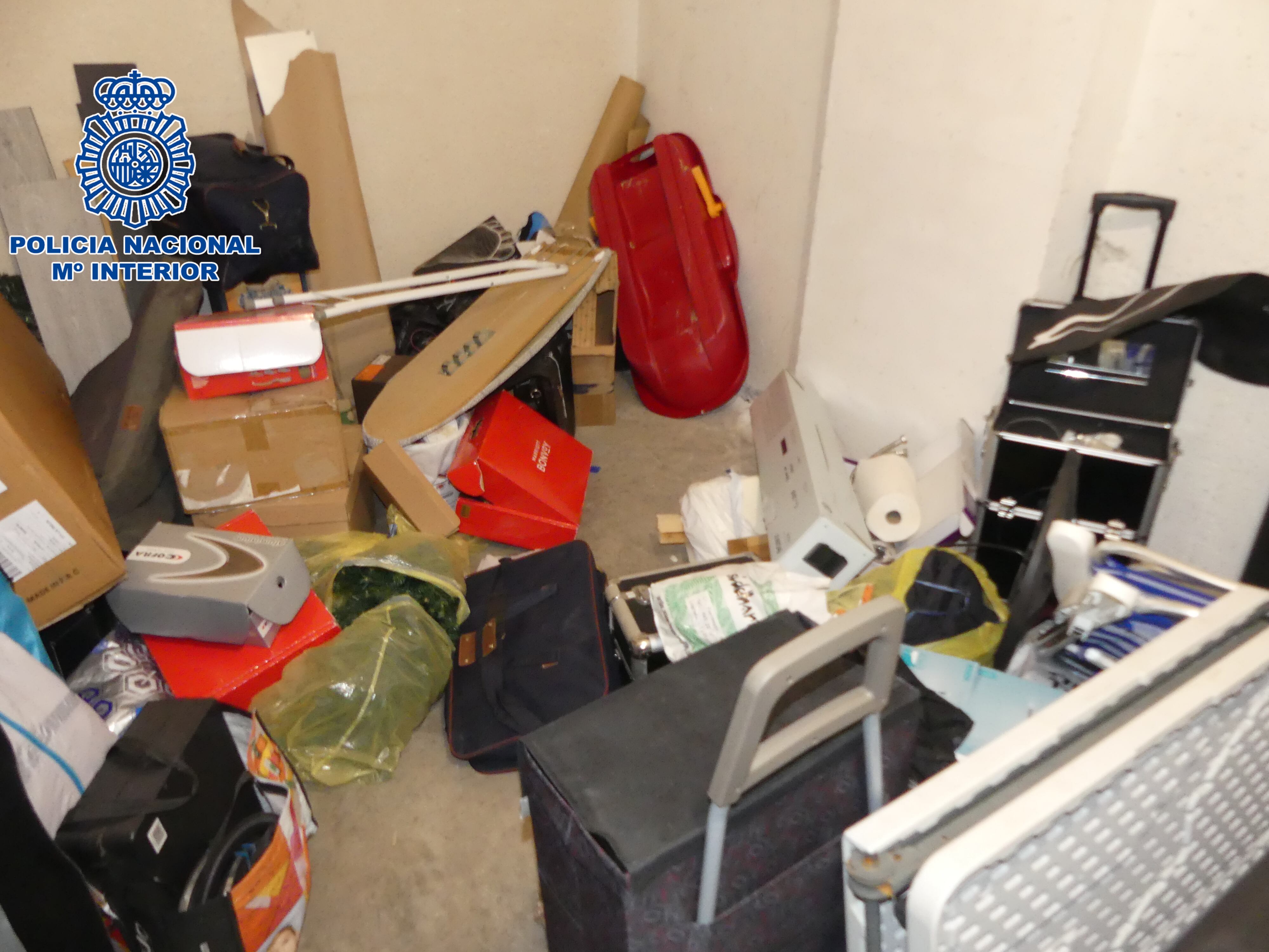 Detenidos los cuatro autores de 37 robos con fuerza en trasteros y vehículos en Logroño