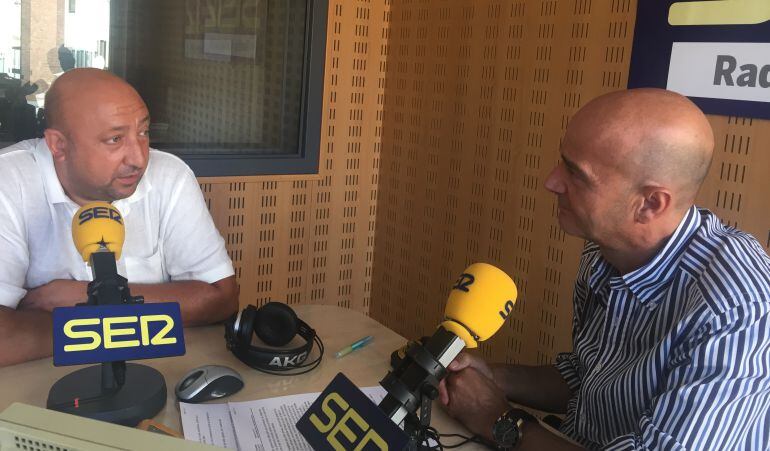 El presidente de la Asociación Provincial de Hostelería en los estudios de Radio Valladolid