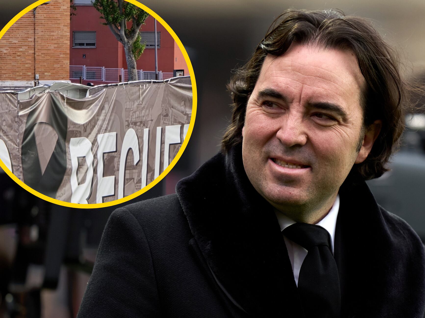 Martín Presa, junto a una imagen del muro del estadio de Vallecas