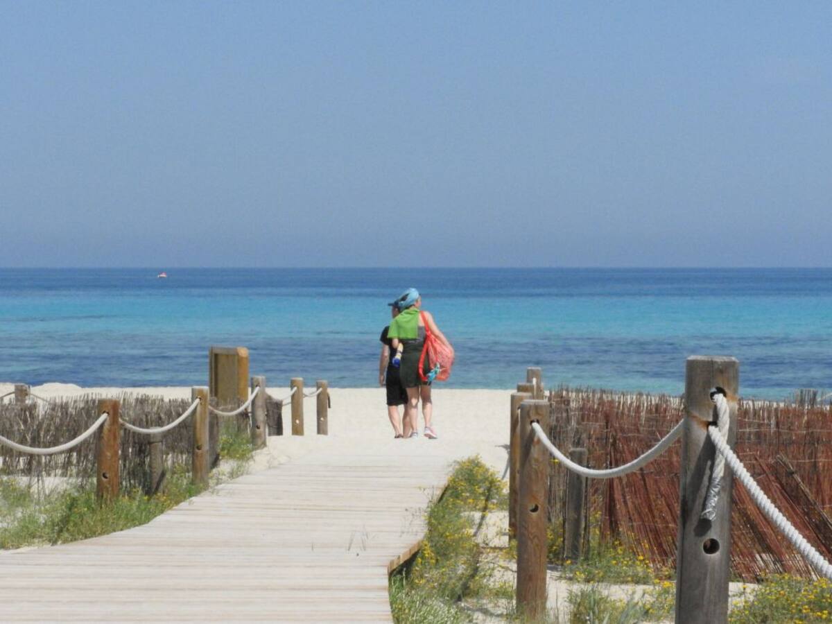 Las cifras de mayo y octubre dejan una temporada "positiva" en Formentera