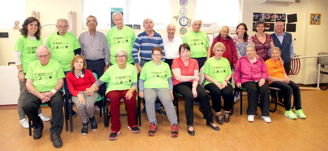 Voluntarios y pacientes de Alcosse