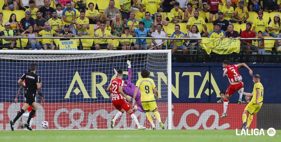 La defensa o el sistema defensivo del Almería no funciona esta temporada.