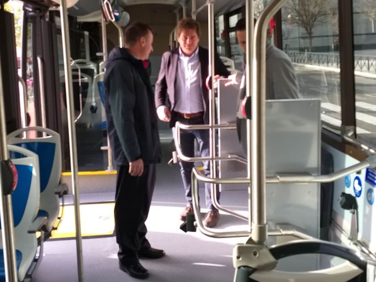 Fuenlabrada amplia la flota de la EMT con vehículos más ecológicos