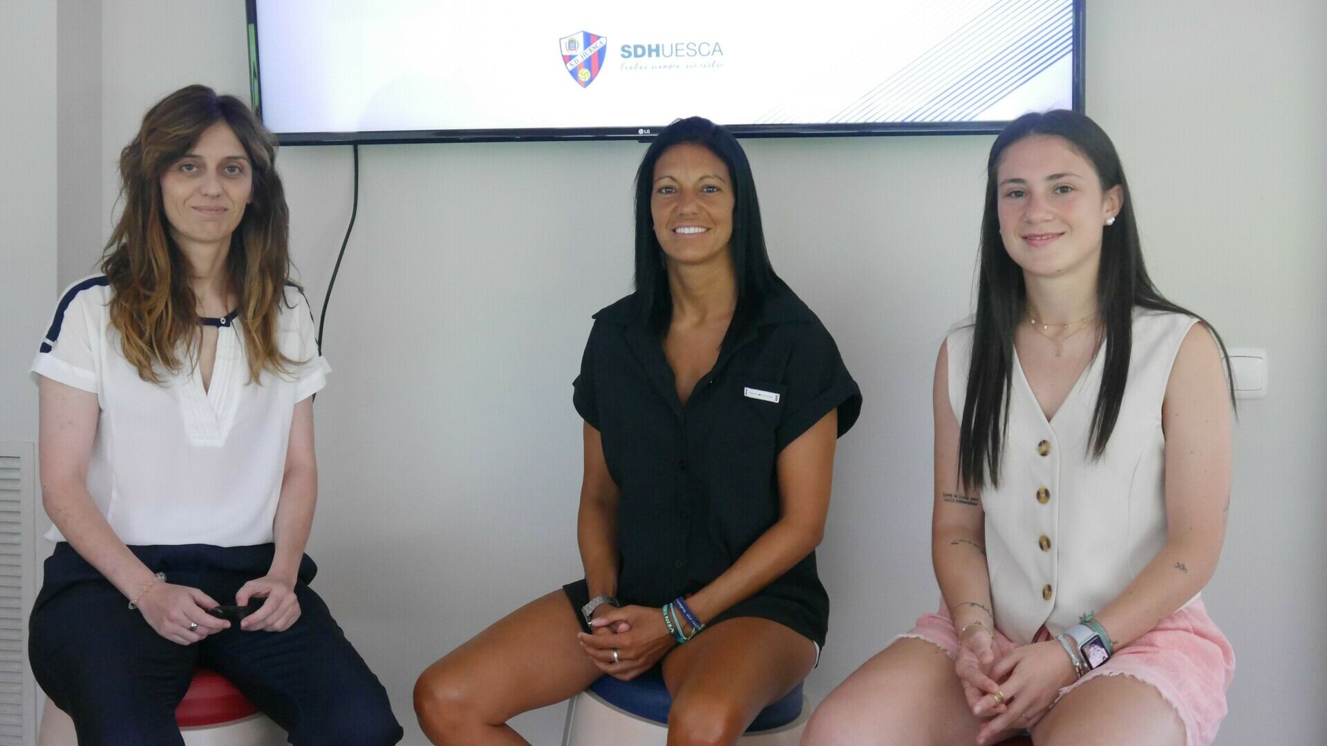 Azucena Garanto, Verónica Rodríguez y Paz Sánchez han atendido a los medios