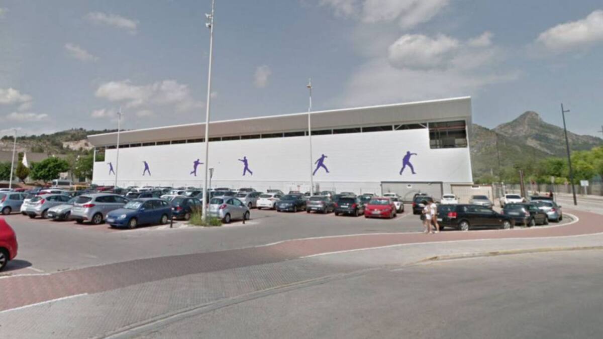 IZQUIERDO SOBRE EL TRINQUET