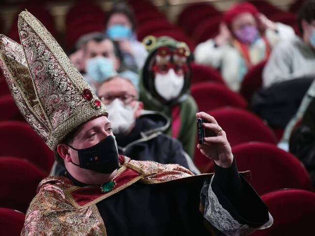 Algunos de los asistentes al Teatro Real durante el Sorteo de la Lotería de Navidad.