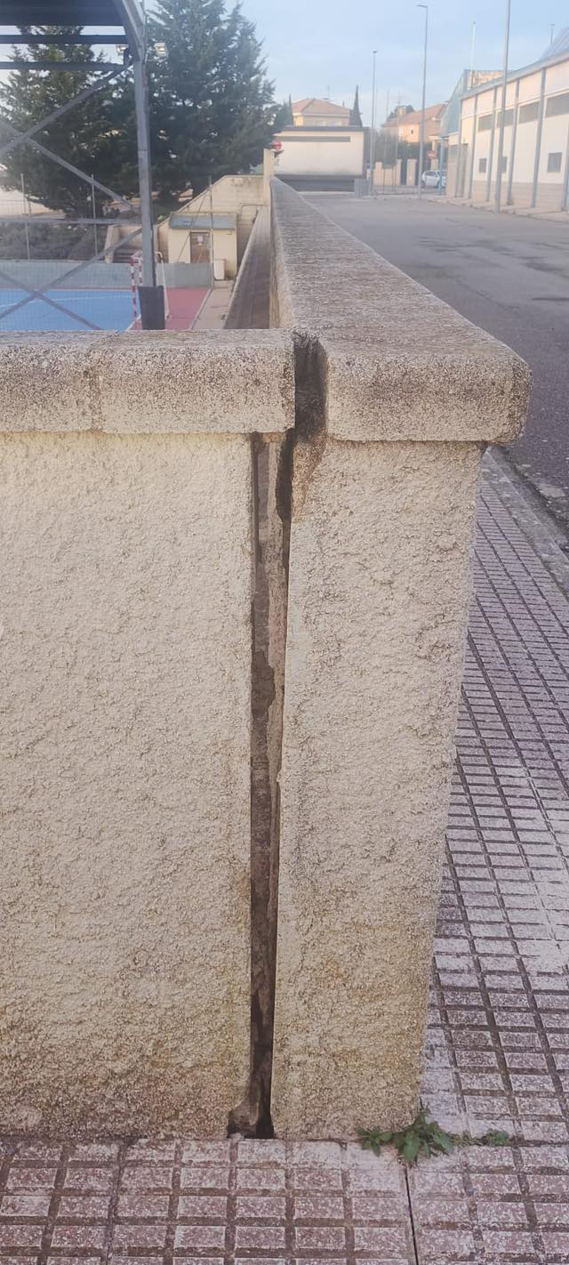 Daños en el muro