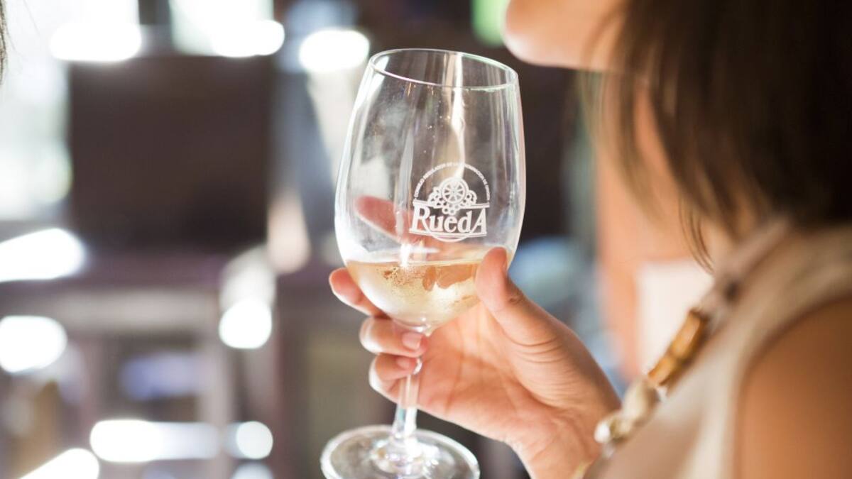 El enoturismo genera más de 4 millones de euros en Rueda durante la temporada de vendimia