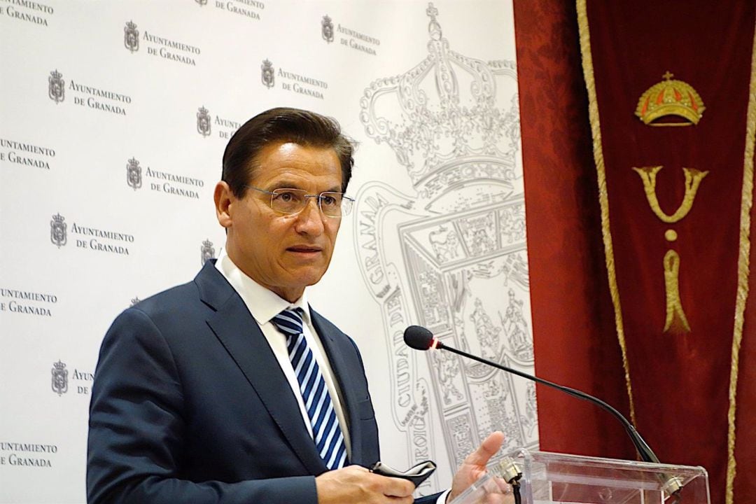 Luis Salvador, alcalde de Granada