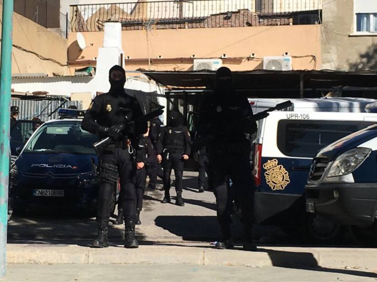 Varios detenidos en una operación policial en La Milagrosa y La Estrella