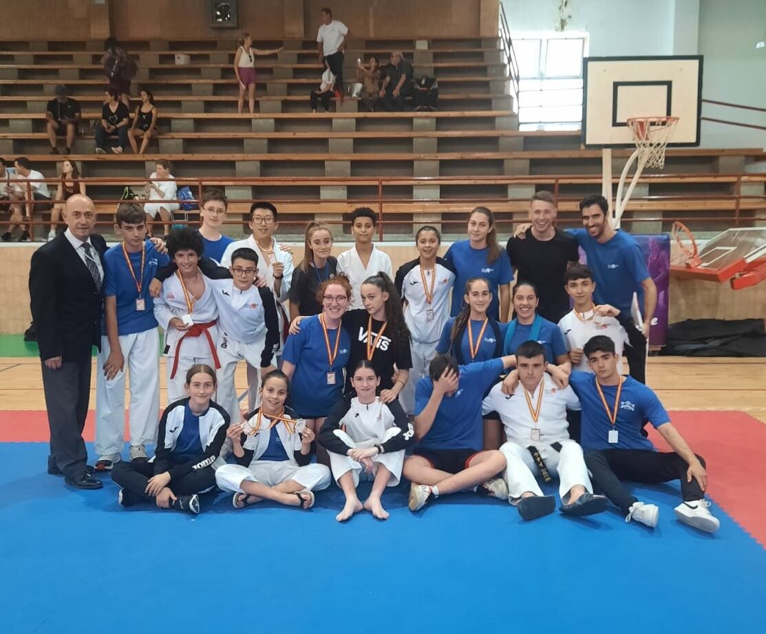 La expedición arandina presente en el Regional de La Bañeza