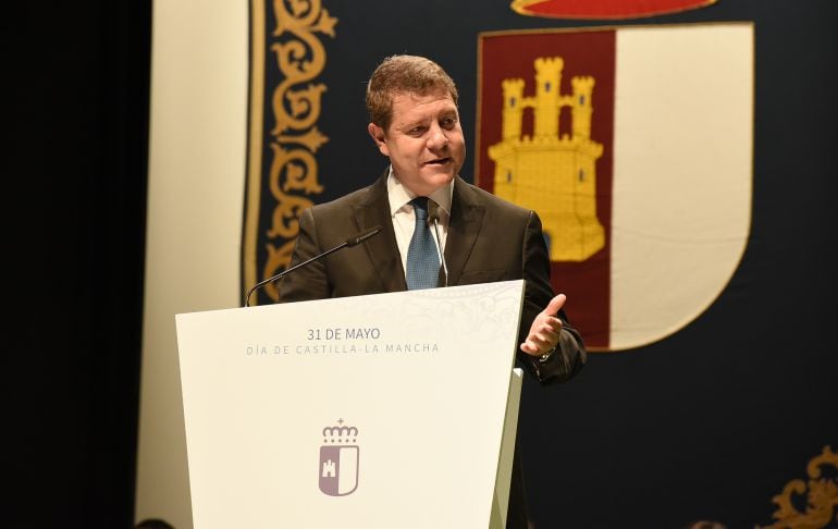 Emiliano García-Page durante su intervención en el acto del Día de la Región