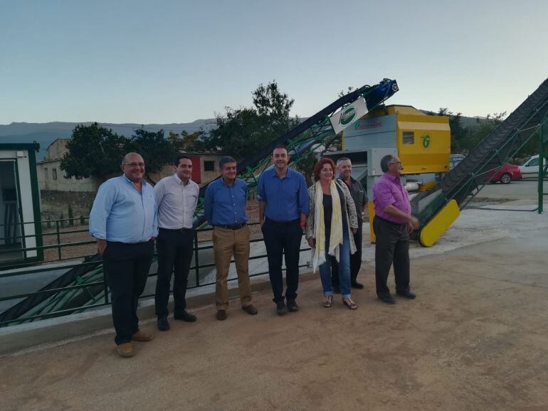 Inauguración de un nuevo centro de recepción de almendra en el municipio de Huéneja