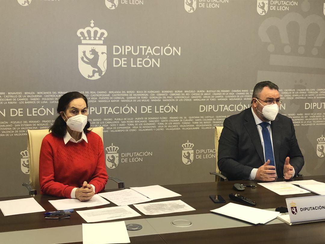 Humildad Rodríguez y Eduardo Morán tras la reunión