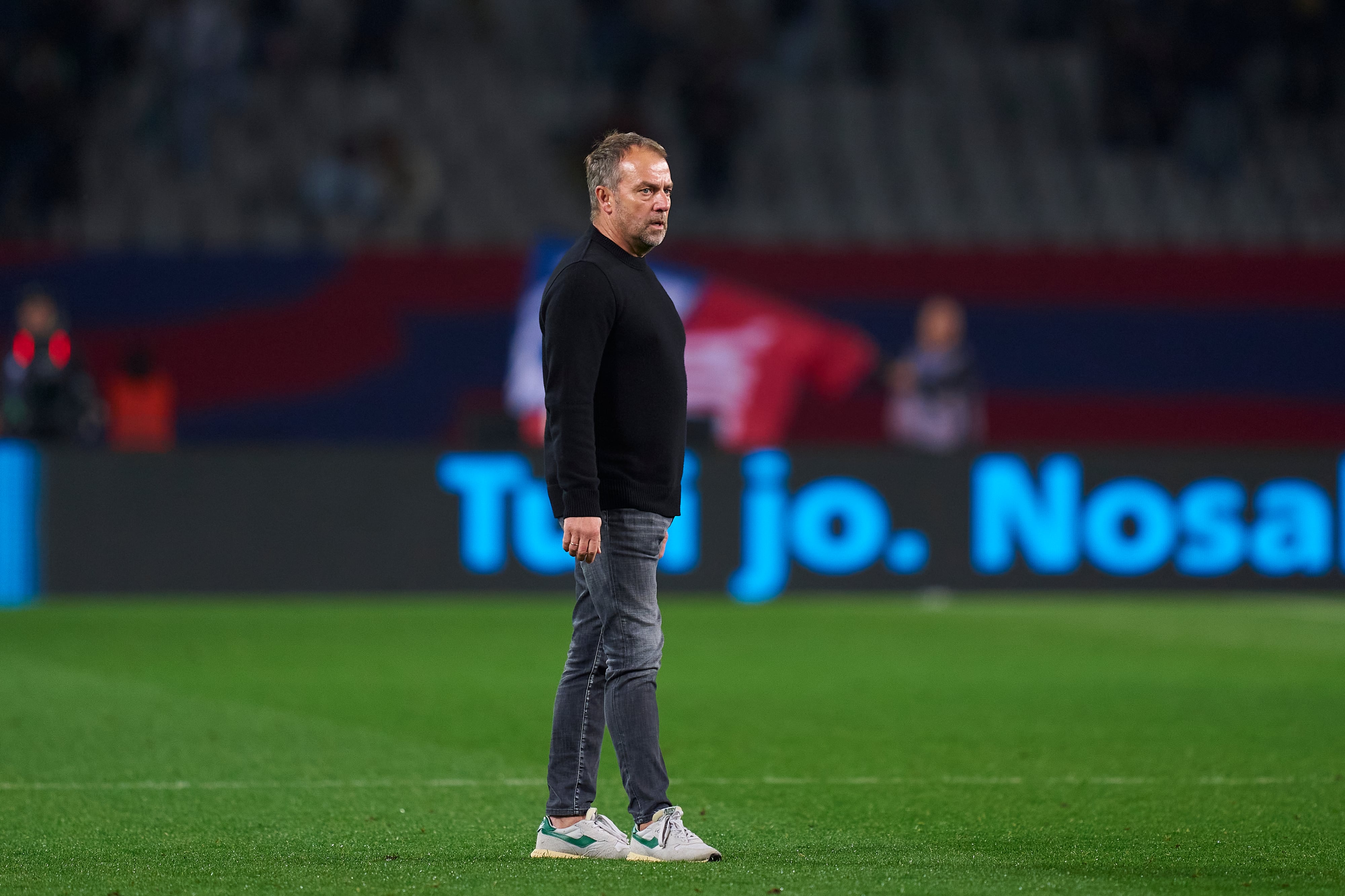Hansi Flick, durante el FC Barcelona-Real Betis de LaLiga