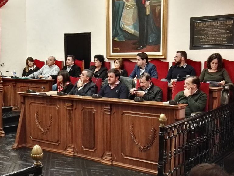 Concejales del PP, Ciudadanos y Partido de Elche en el pleno