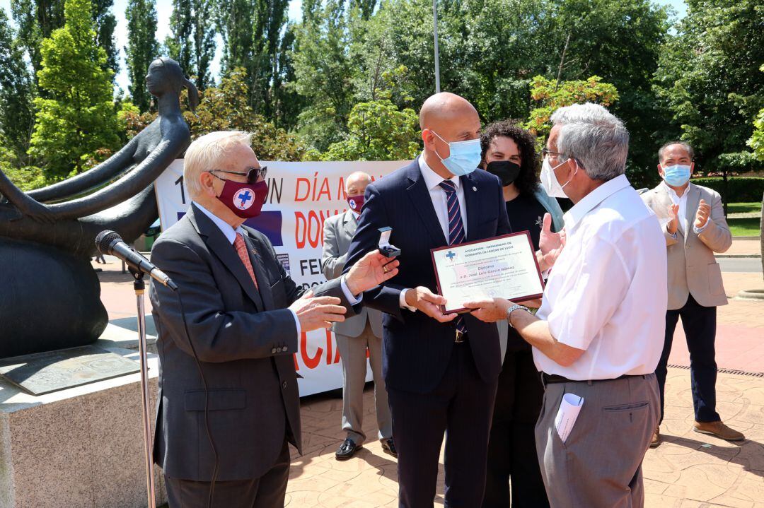 Díez ha participado en el acto del Día Internacional de los Donantes de Sangre 