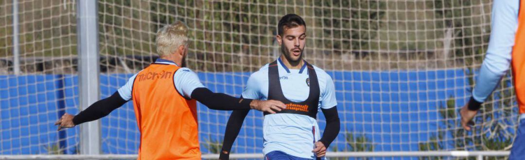 Rober Pier jugando en el Levante
