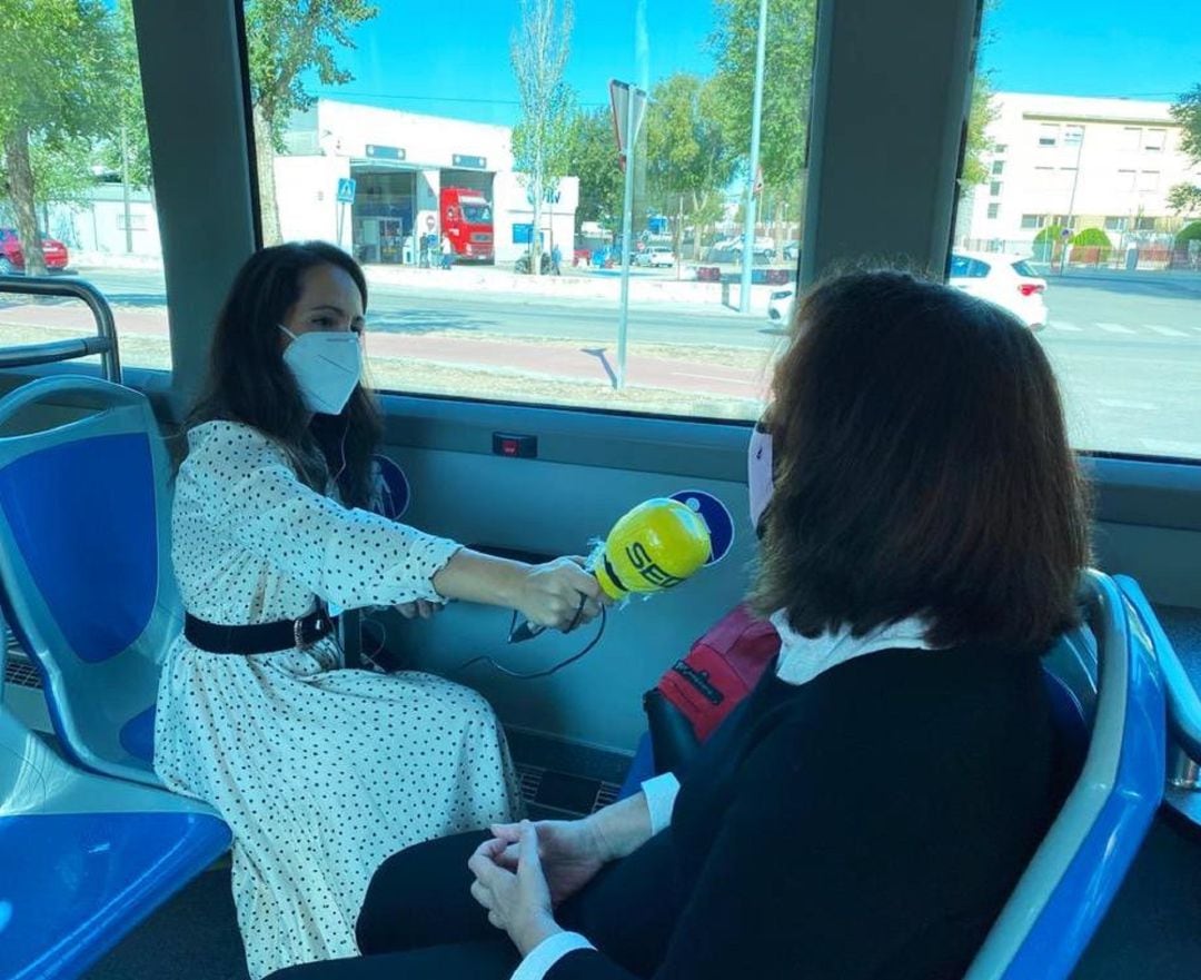 Programa especial de &quot;Hoy por Hoy La Mancha&quot; desde uno de los autobuses híbridos recién estrenado 