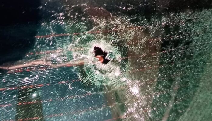 Estado del cristal del vehículo tras el disparo