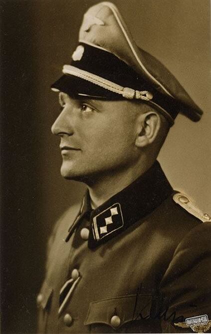 Klaus Barbie Altmann fue un alto oficial de las SS y de la Gestapo durante el régimen nazi