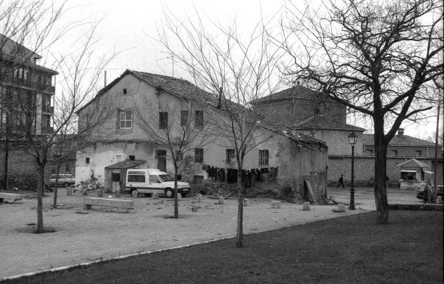 En los años noventa del siglo pasado se construyó en la zona el parque que aún permanece