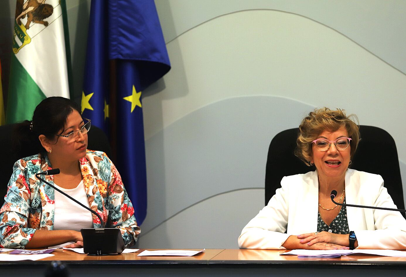 La delegada de Igualdad y Diversidad, Ana Hérica Ramos, junto a la diputada de Igualdad, Carmen Collado / Ayuntamiento de Jerez