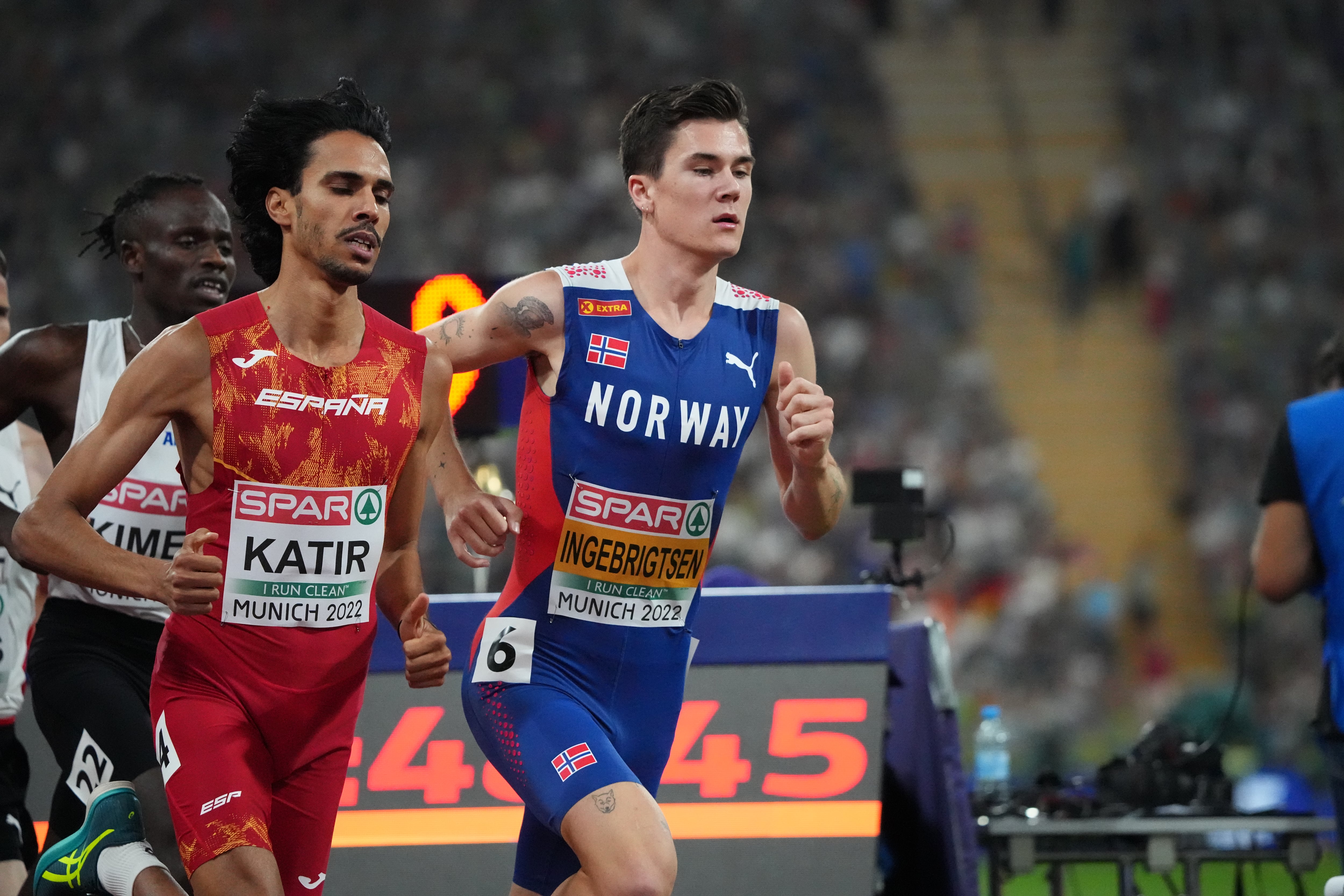 16 August 2022, Bavaria, Munich: European Championships, Athletics, Men, 5000m, Final at Olympic Stadium, Jakob Ingebrigsten (r, Norway) and Mohamed Katir (Spain) in action. Photo: Sören Stache/dpa (Photo by Sören Stache/picture alliance via Getty Images)