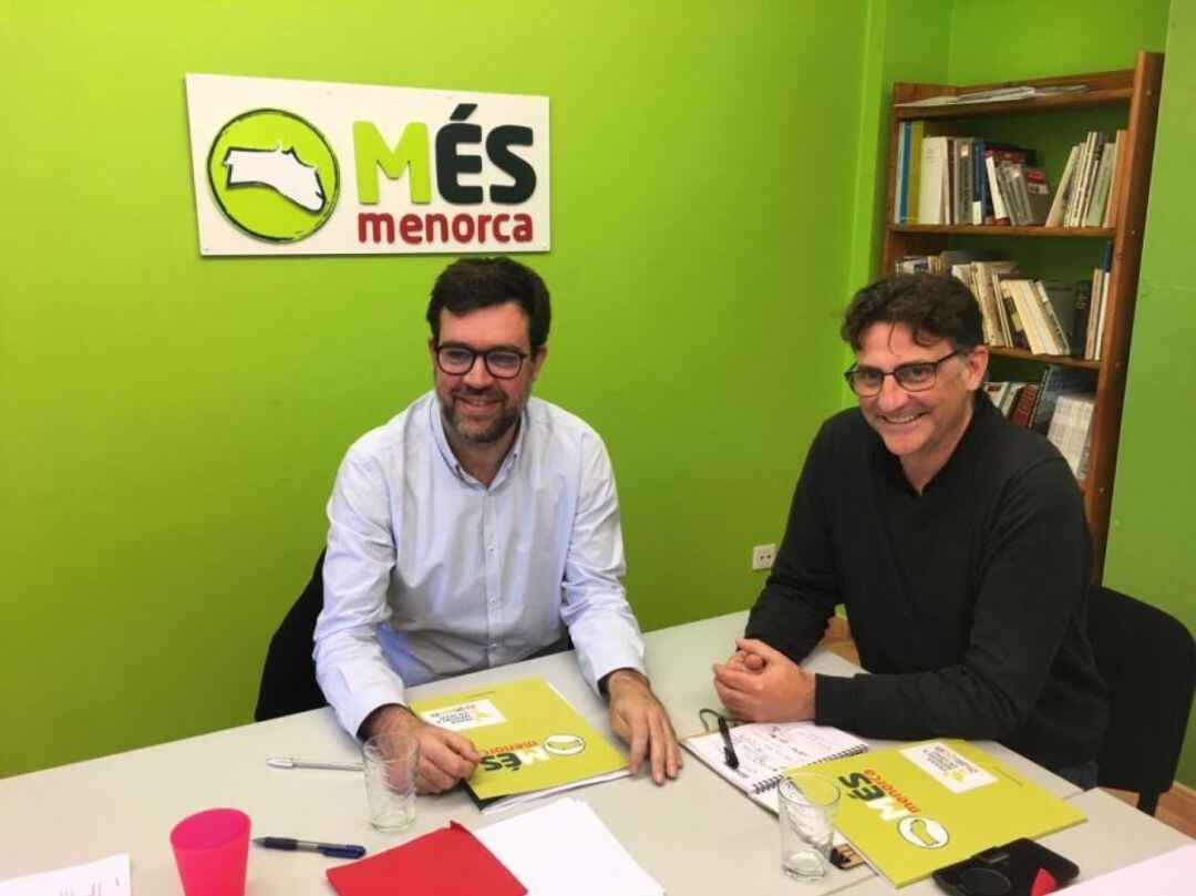 Els representants de Més per Menorca i Més per Mallorca ja han pactat anar junts a les generals sota una nova marca política ecosobiranista.