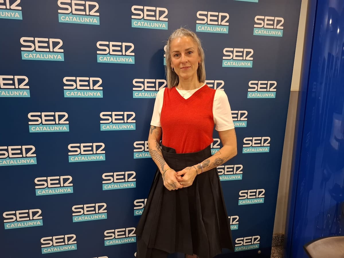 La Mari de Chambao s'emociona i arrenca a plorar en directe: "No ploro amb coses com el meu càncer, però sí amb el patiment i la mort d'altres a les guerres"