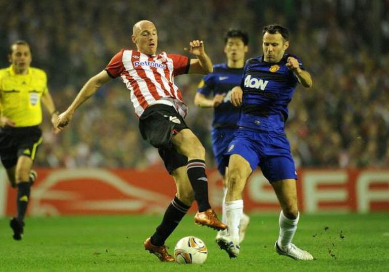 Toquero con la camiseta del Athletic, último club en el que ha jugado el nuevo delantero albiazul