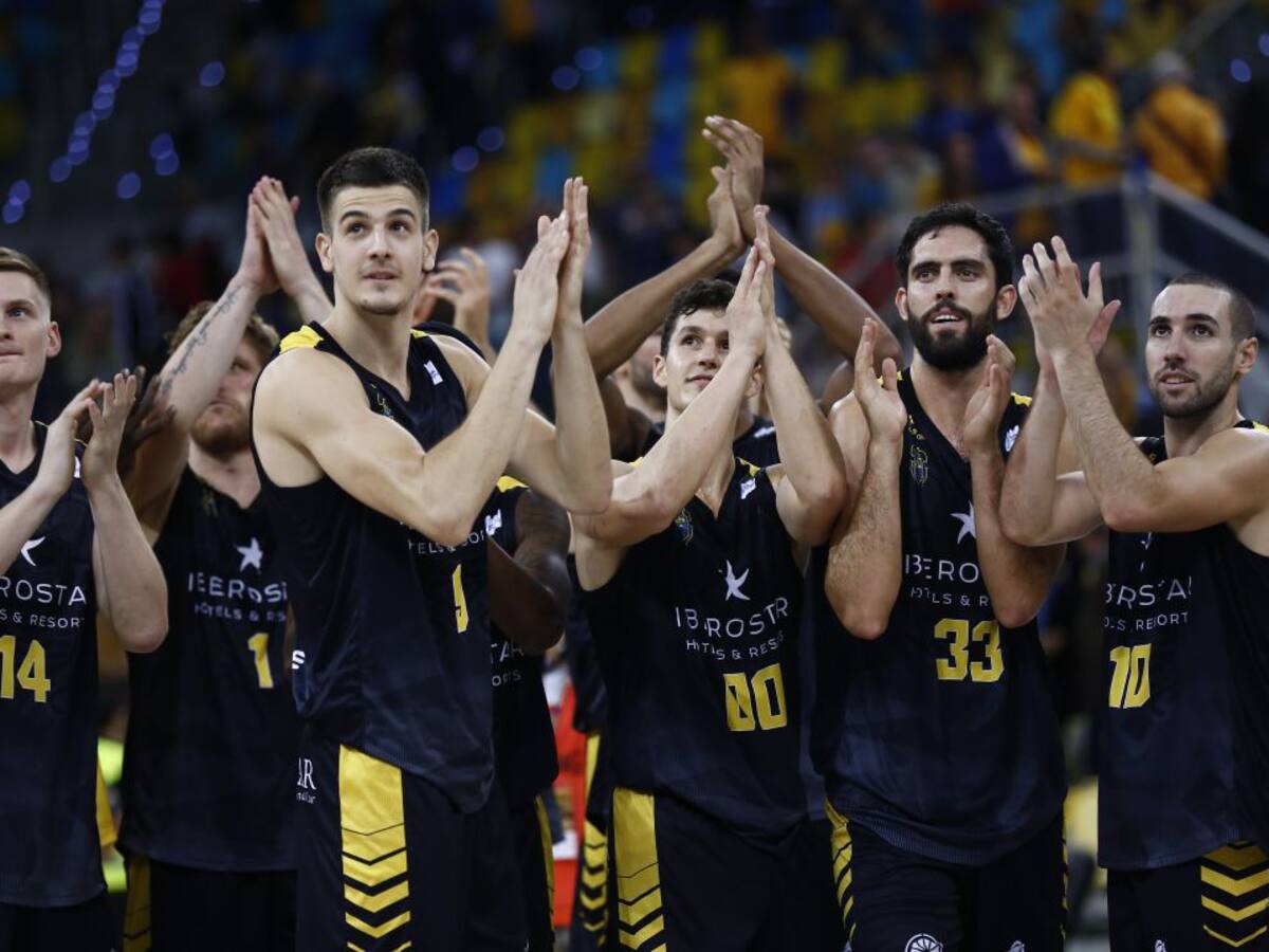 Desbandada aurinegra