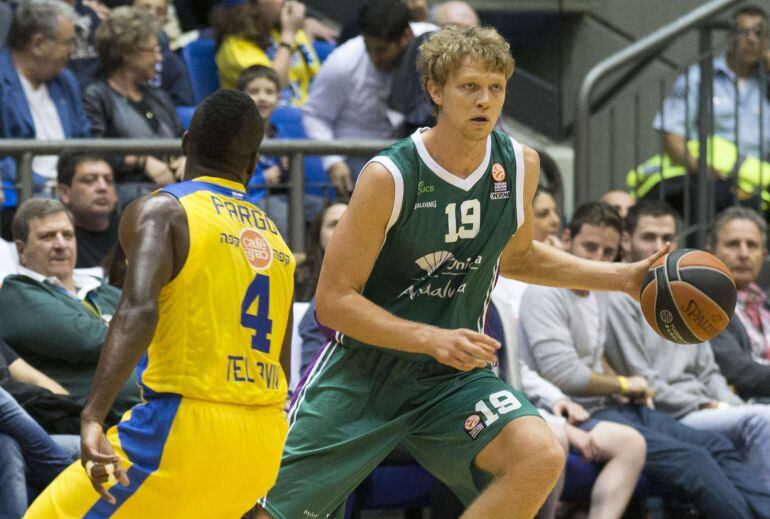 Kuzminskas intenta marcharse de Pargo