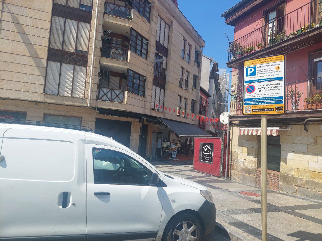 Plazas de la ERA en la zona de vinos.