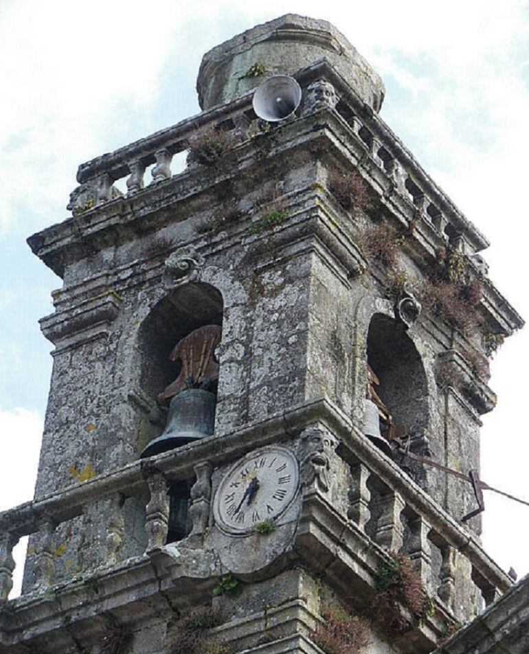 Iglesia de Santiago, en la calle Adro, en Redondela.