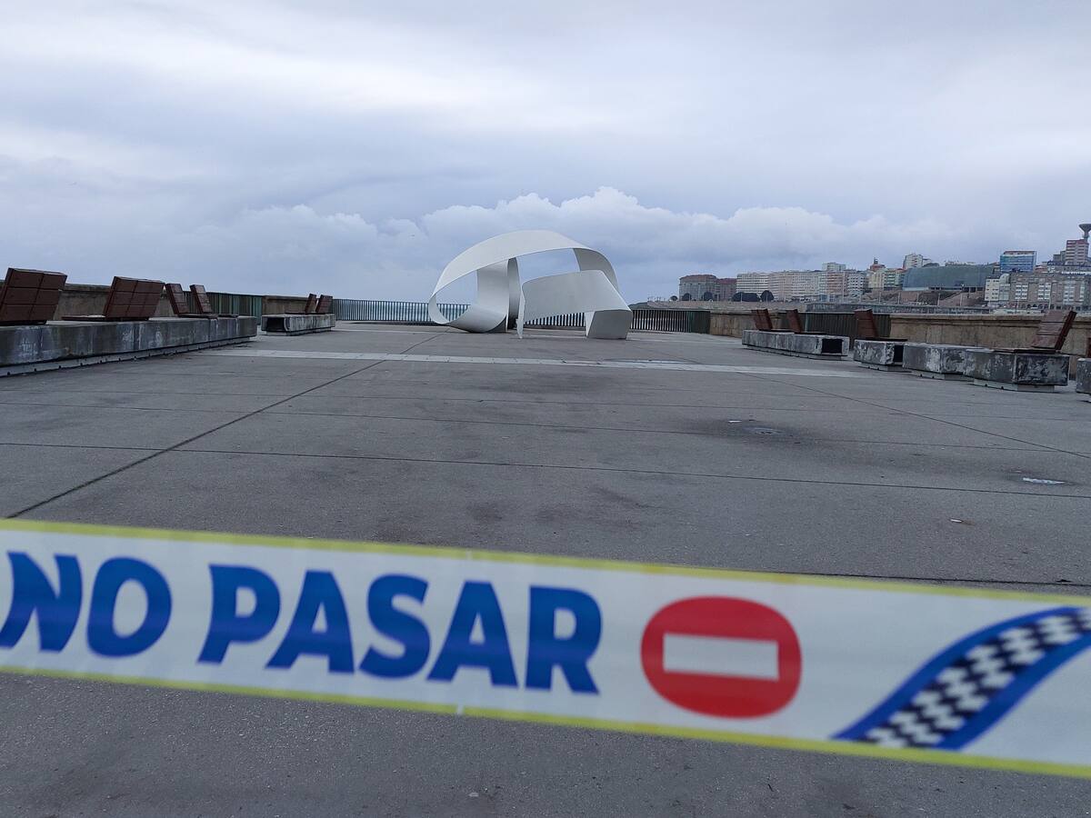 La Xunta mantiene el domingo alerta roja en litoral de A Coruña