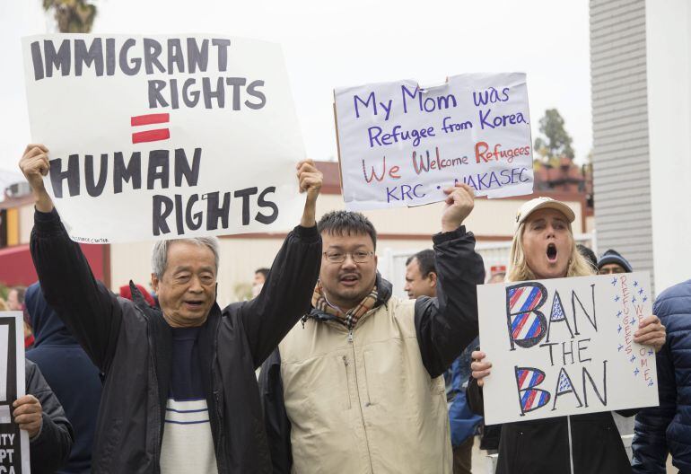 Protestas en Los Ángeles contra el veto musulmán de Donald Trump