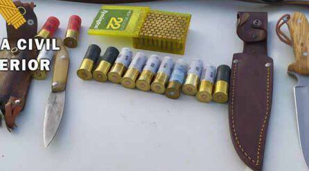 Armas interceptadas al hombre de Chilluévar.