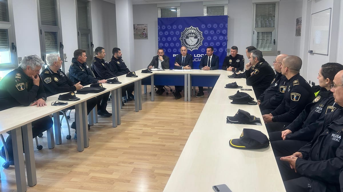 Juan Carlos Valderrama, conseller de Emergencias e Interior ratifica “el compromiso del Consell con la seguridad pública”
