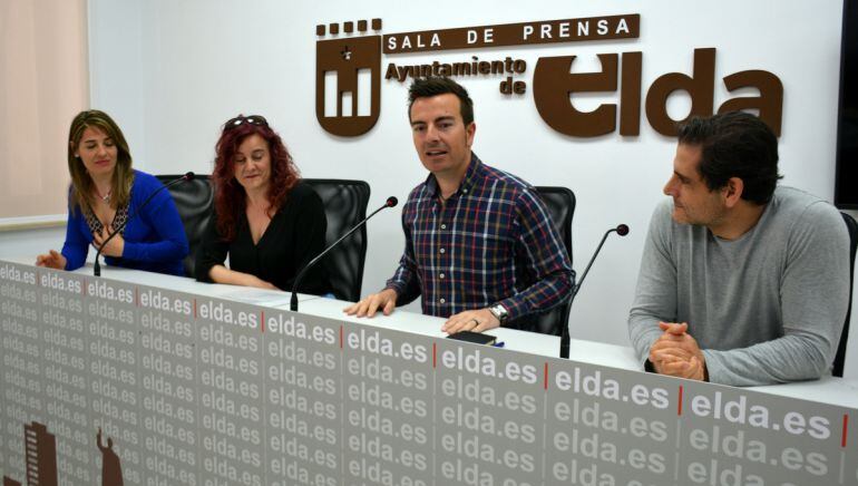 Presentación de la campaña en el ayuntamiento de Elda