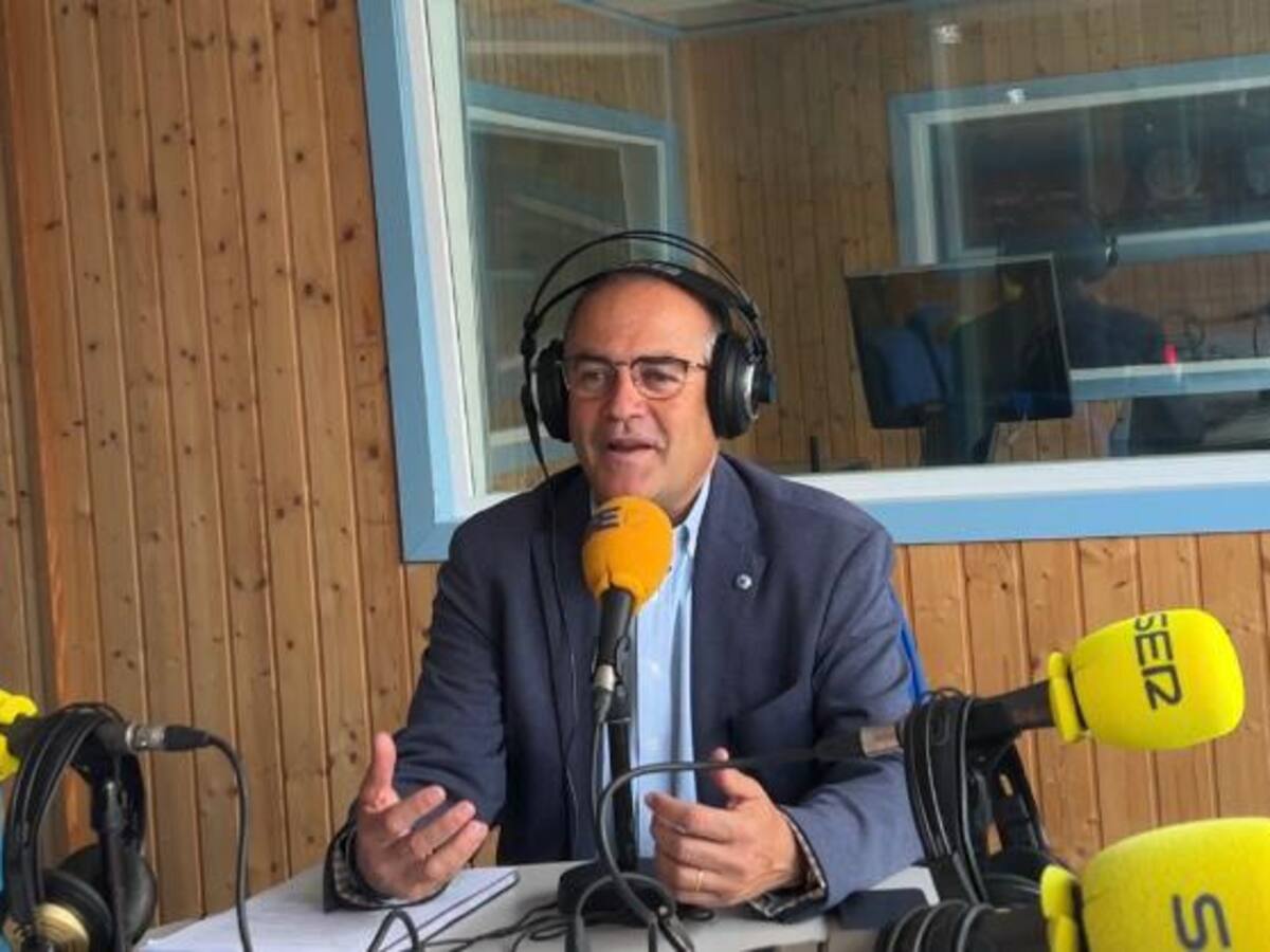 Gregorio asume que no comparte las palabras de Blázquez, aunque el cese no tendrá lugar y anuncia que congelará los impuestos para el 2024