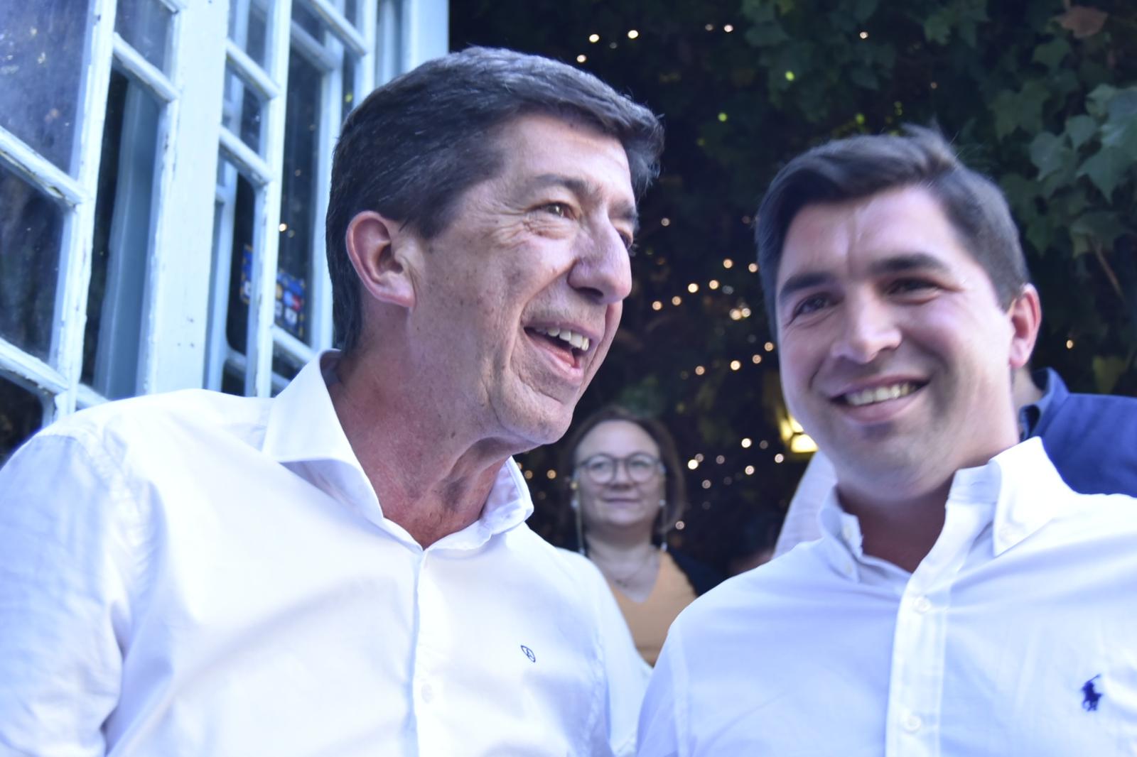 El candidato por Ciudadanos a la presidencia de la Junta de Andalucía y actual vicepresidente del gobierno andaluz, Juan Marín, junto al candidato por la provincia de Jaén, Enrique Moreno