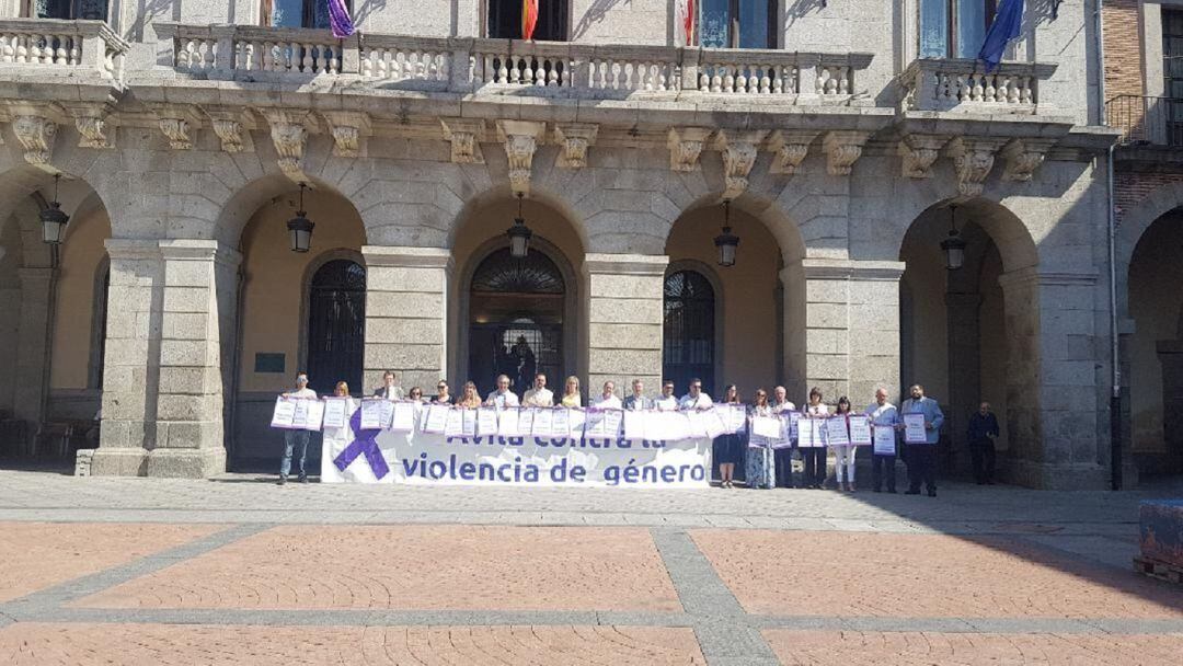 Concentración este jueves en el Ayuntamiento de Ávila para condenar los crímenes machistas y la violencia de género