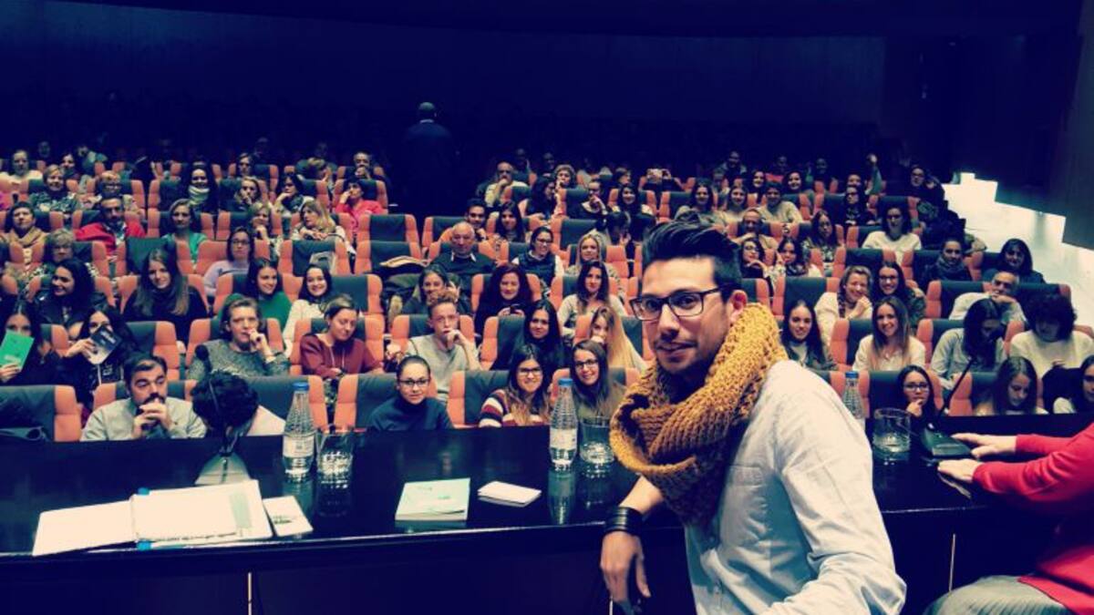 @Dfreds conquista la literatura desde las redes sociales