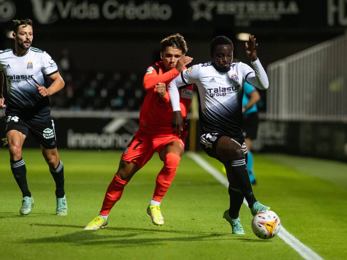 El Efesé busca acercarse al playoff ante un Málaga en apuros