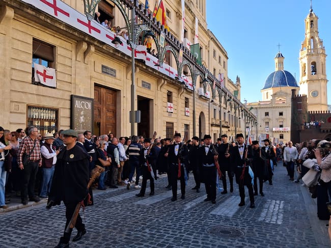 Representantes de la Asociación de Mayordomos de Yecla en el acto que abre la celebración del 750 aniversario del patronazgo de San Jorge.