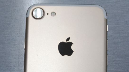 El agujero es fundamental para captar el sonido.